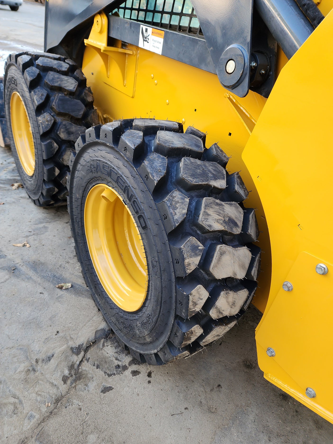 2016 John Deere 318G