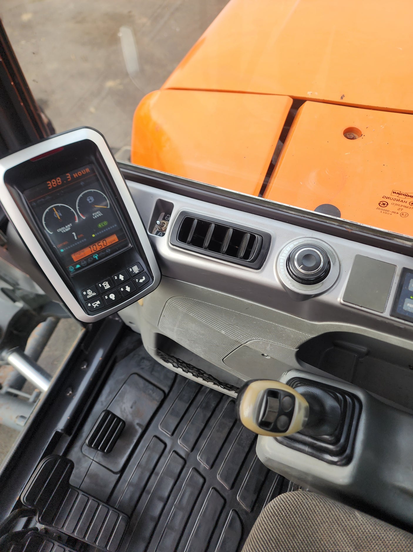 2018 Doosan DX85R-3