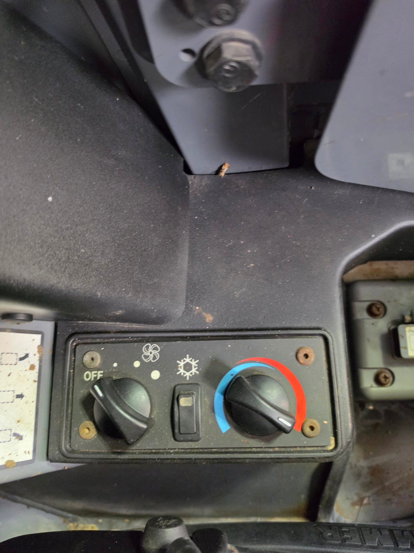 2018 Takeuchi TL8