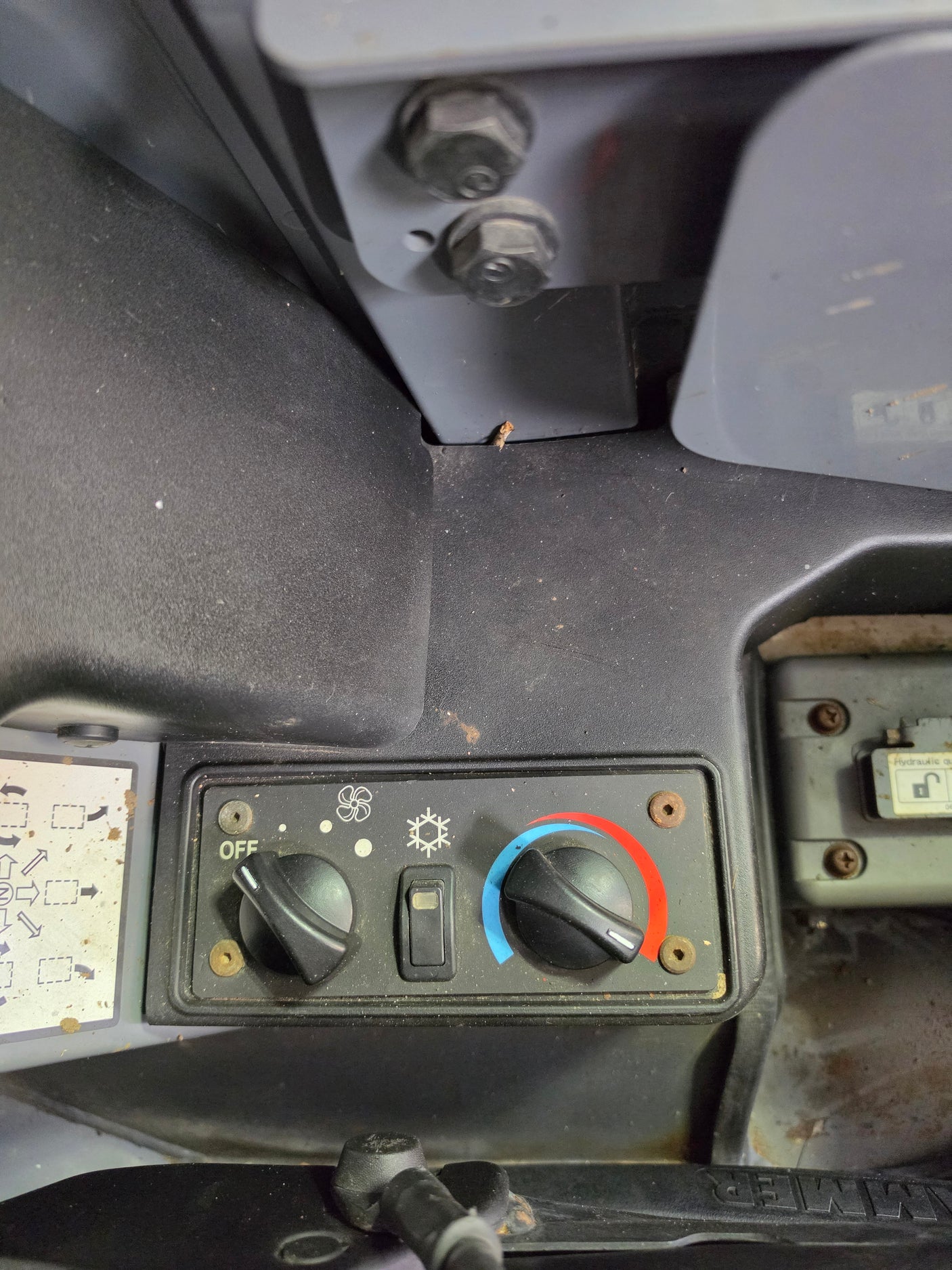 2018 Takeuchi TL8