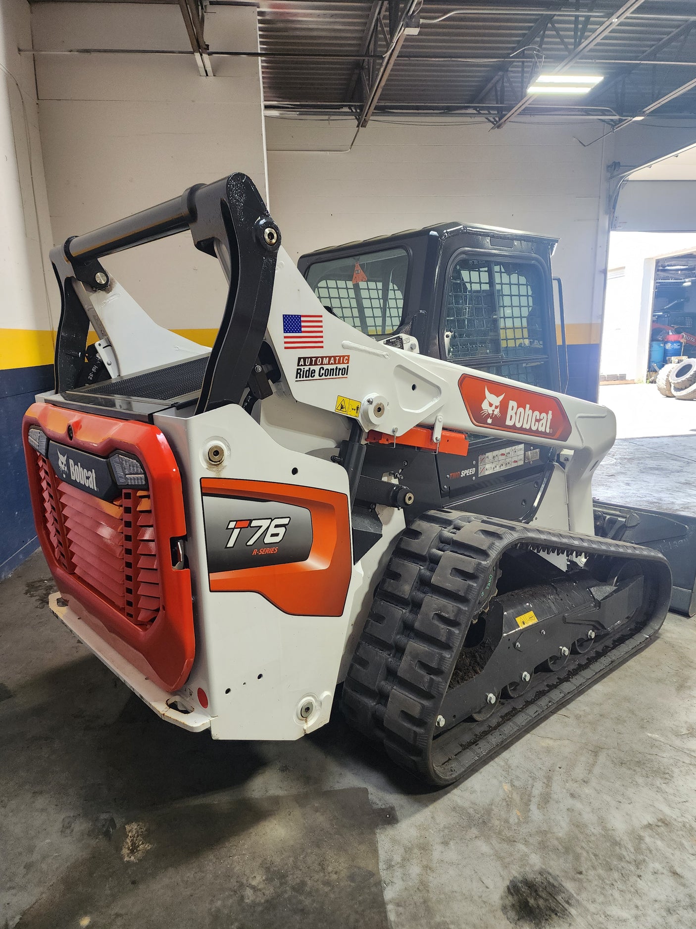 2023 Bobcat T76