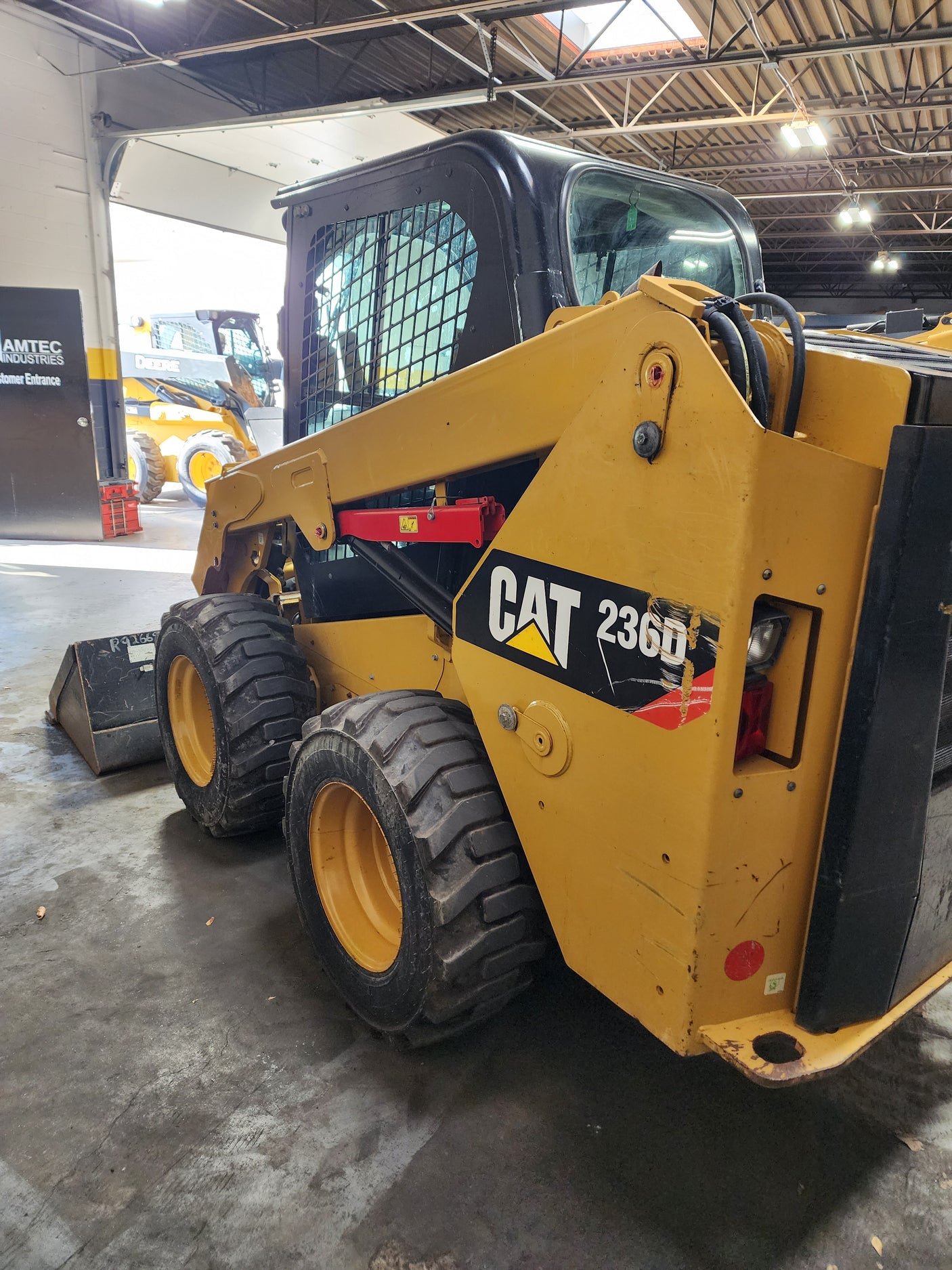 2019 Cat 236D