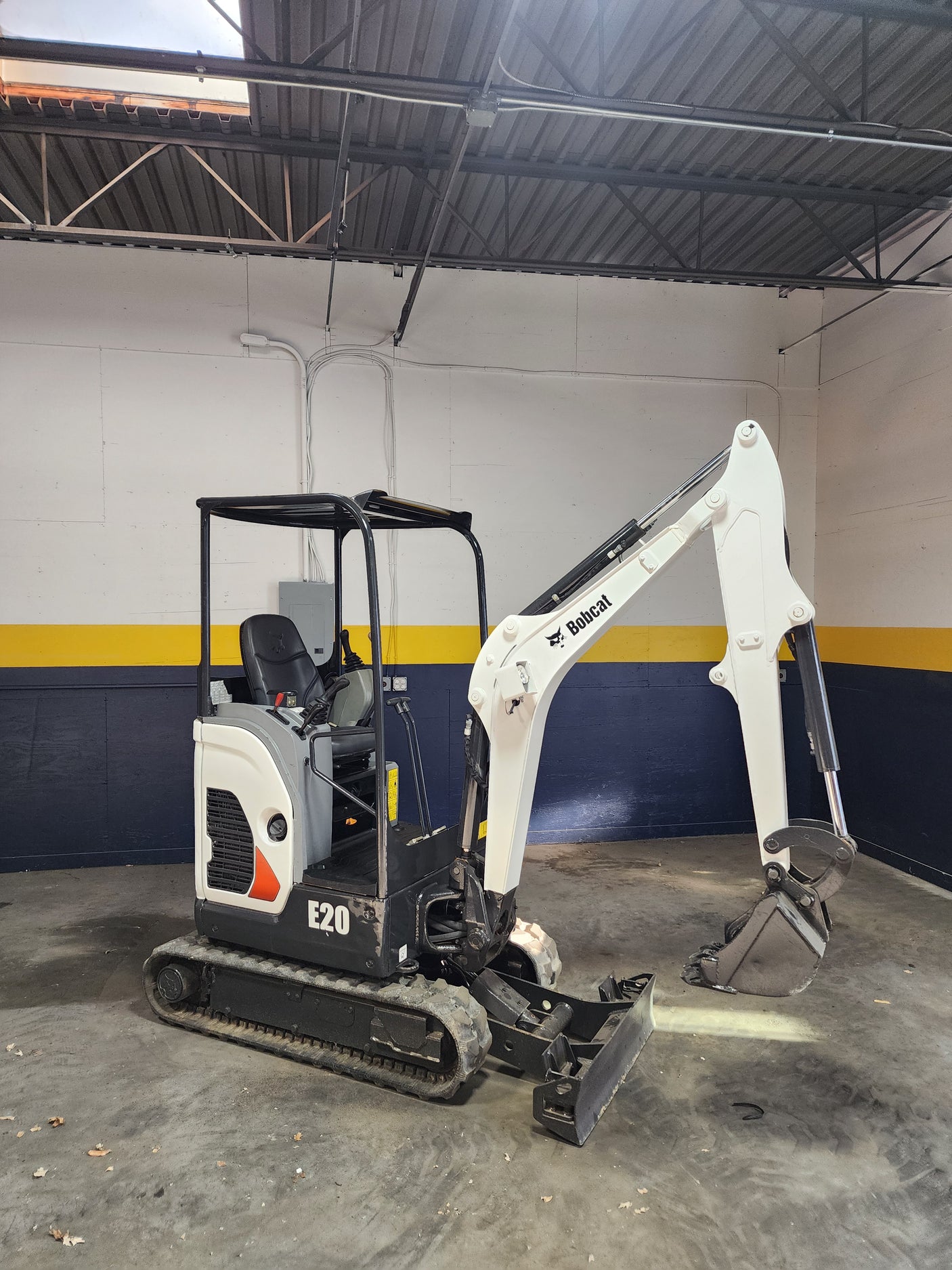 2020 Bobcat E20