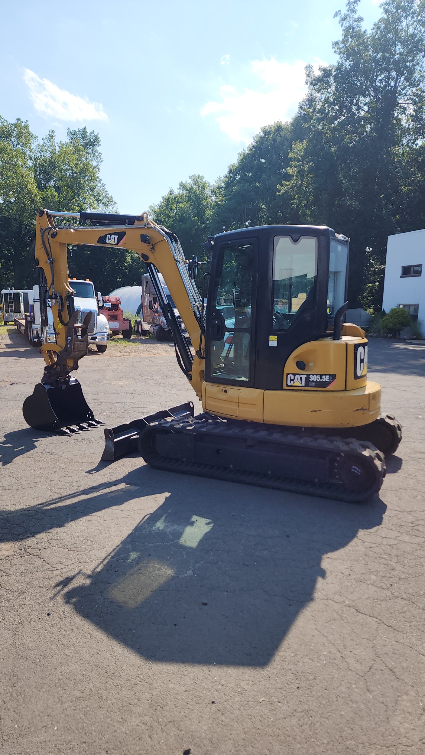 2018 CAT 305.5E2