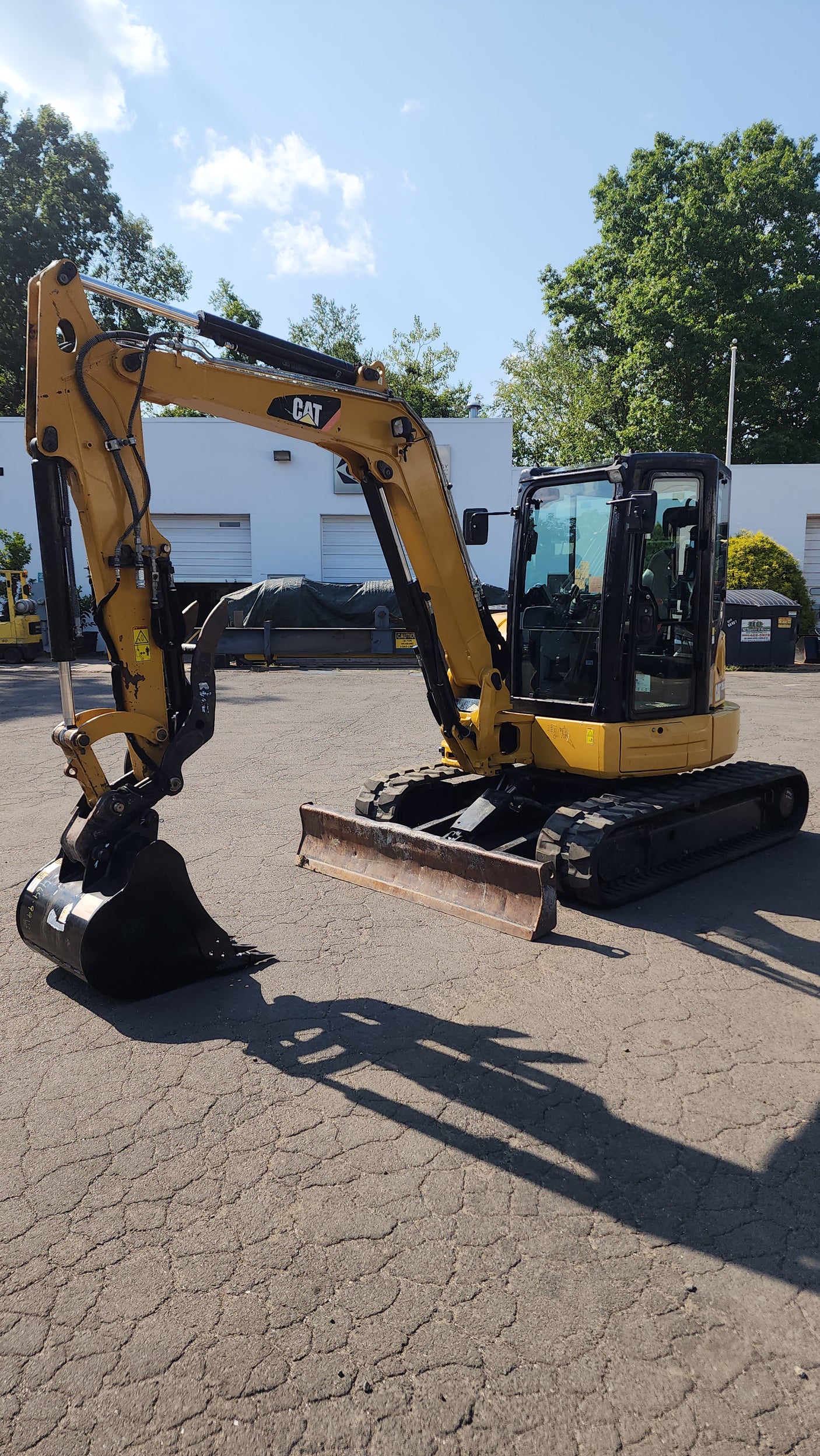 2018 CAT 305.5E2