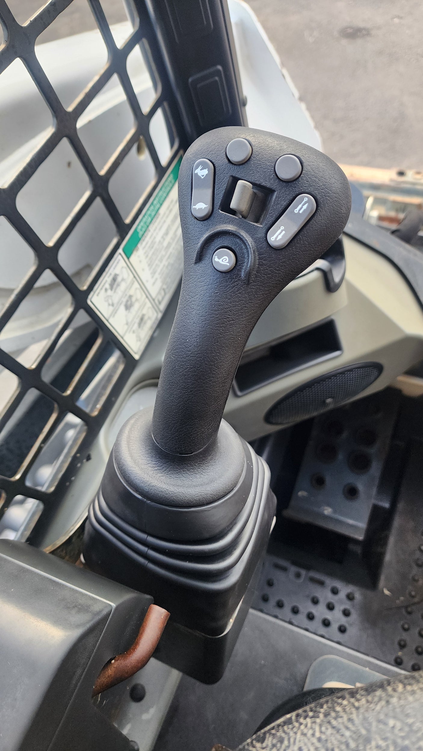 2019 Bobcat T590