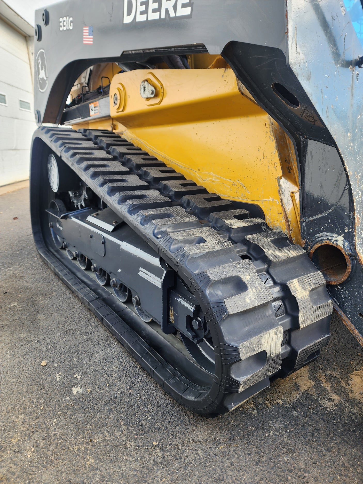2023 John Deere 331G