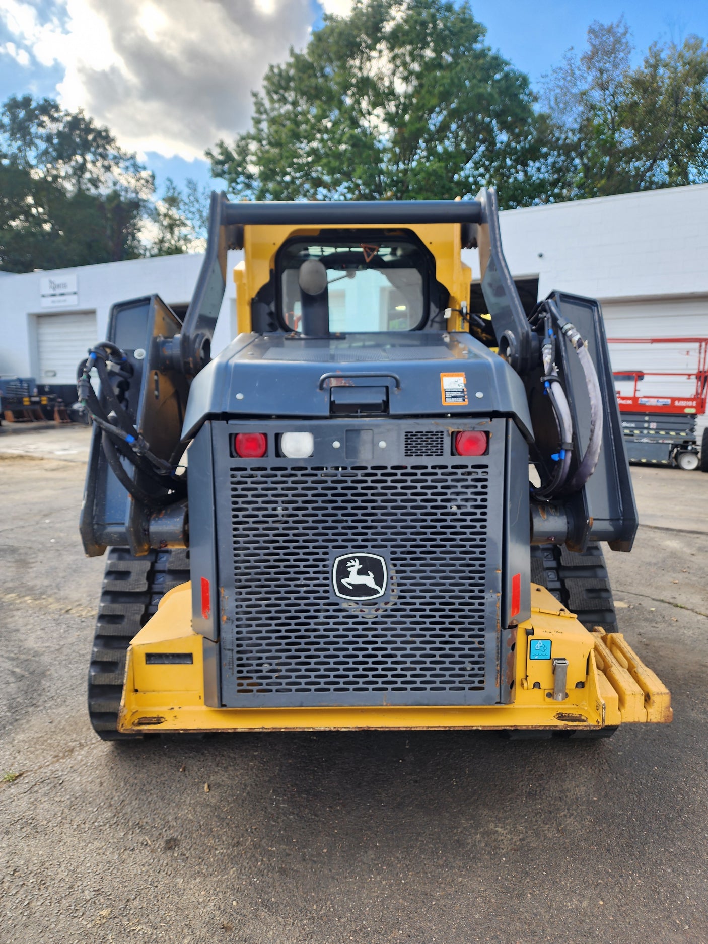 2023 John Deere 331G