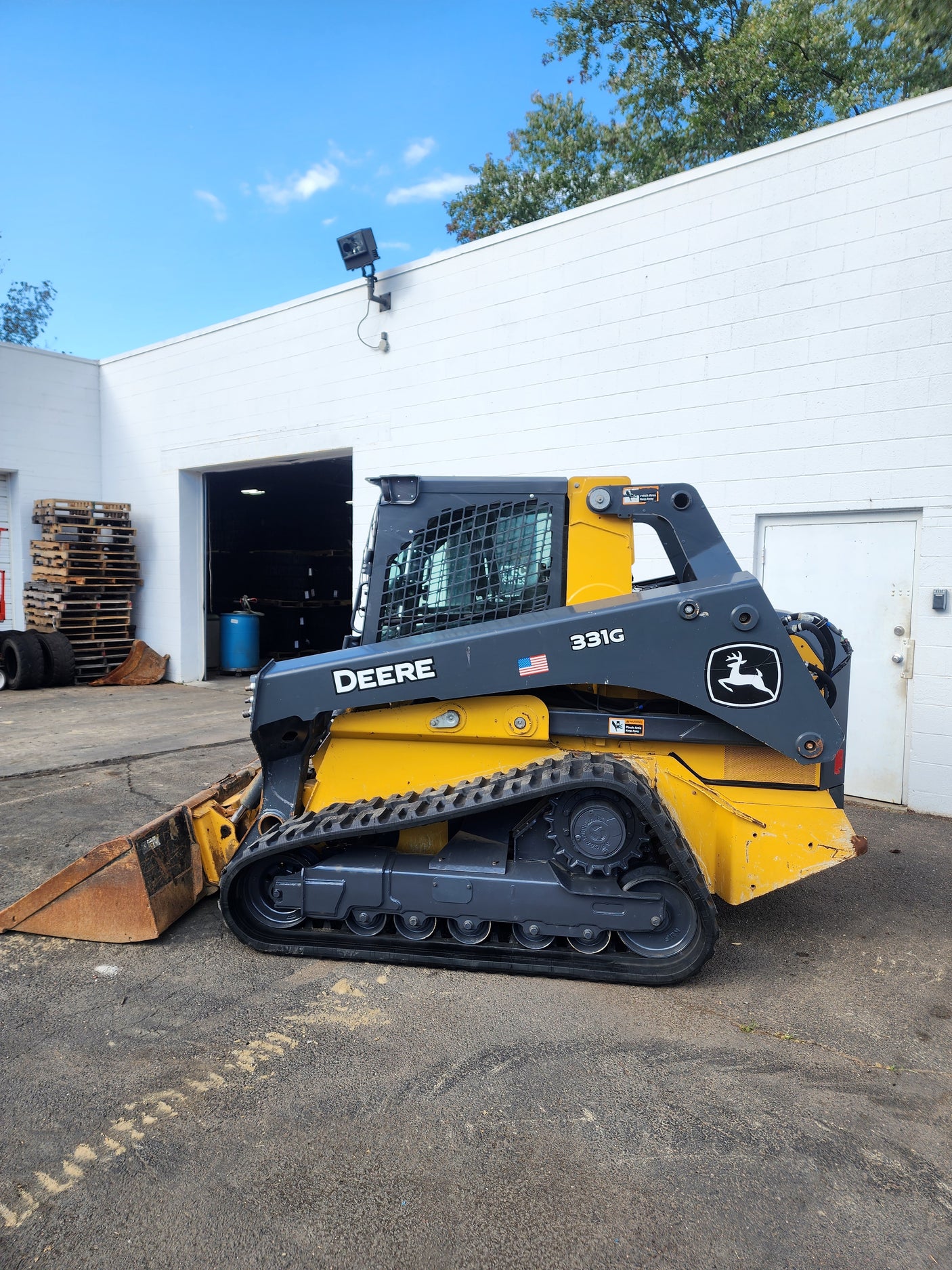 2023 John Deere 331G