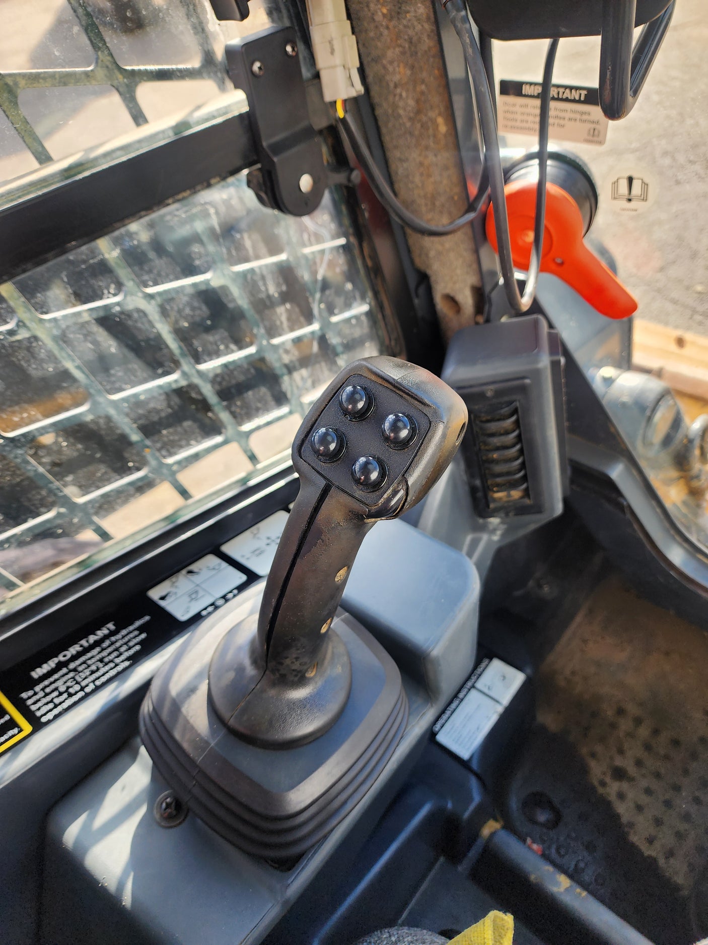 2023 John Deere 331G