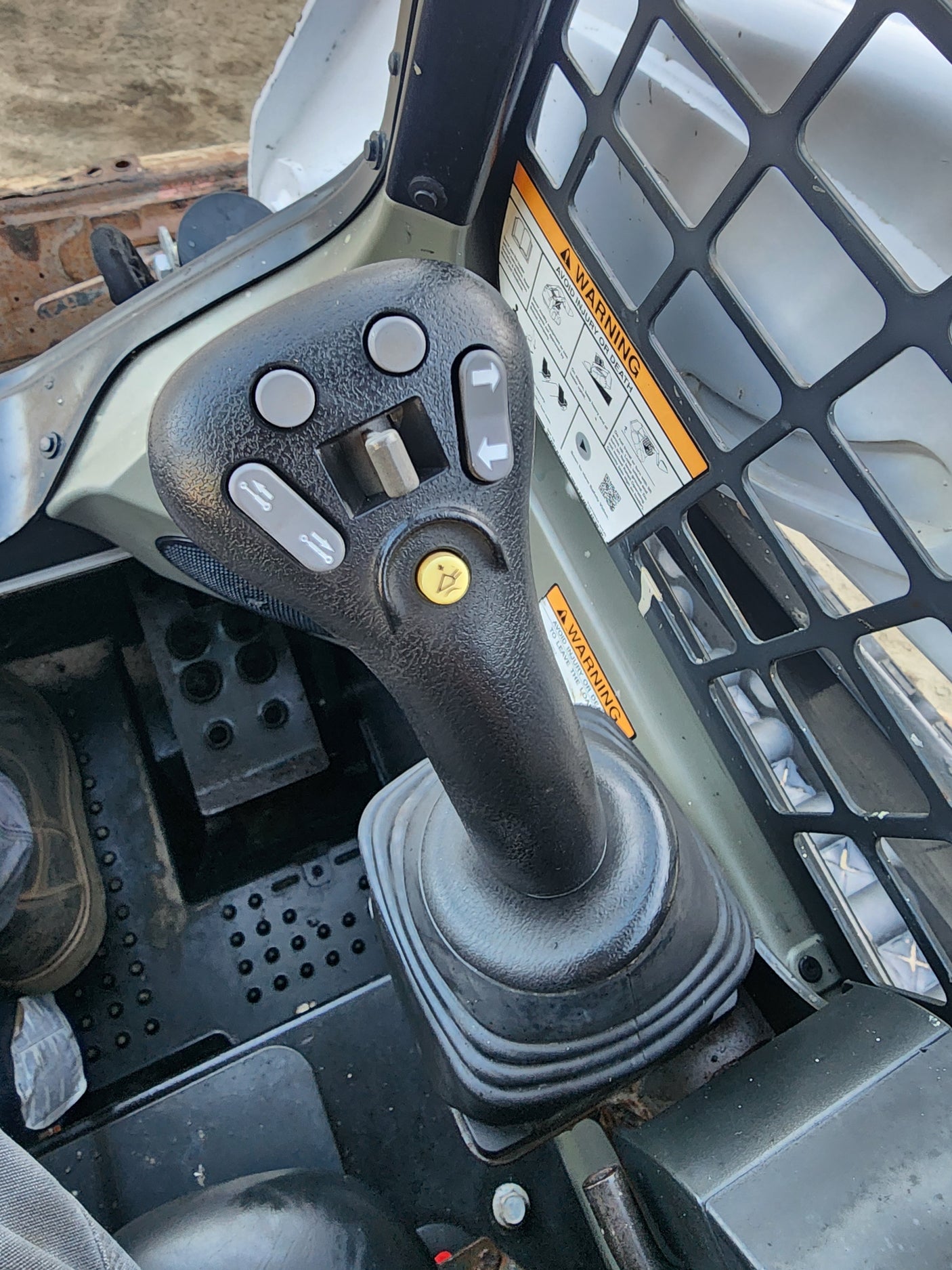 2019 Bobcat T590