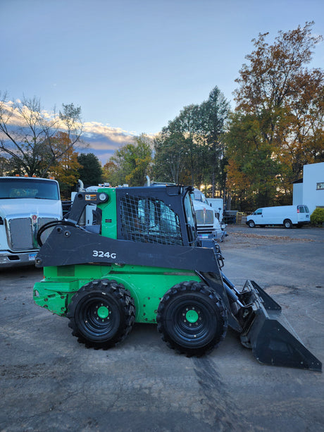 2018 John Deere 324G